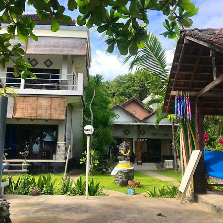 Tudes Homestay Amed Extérieur photo