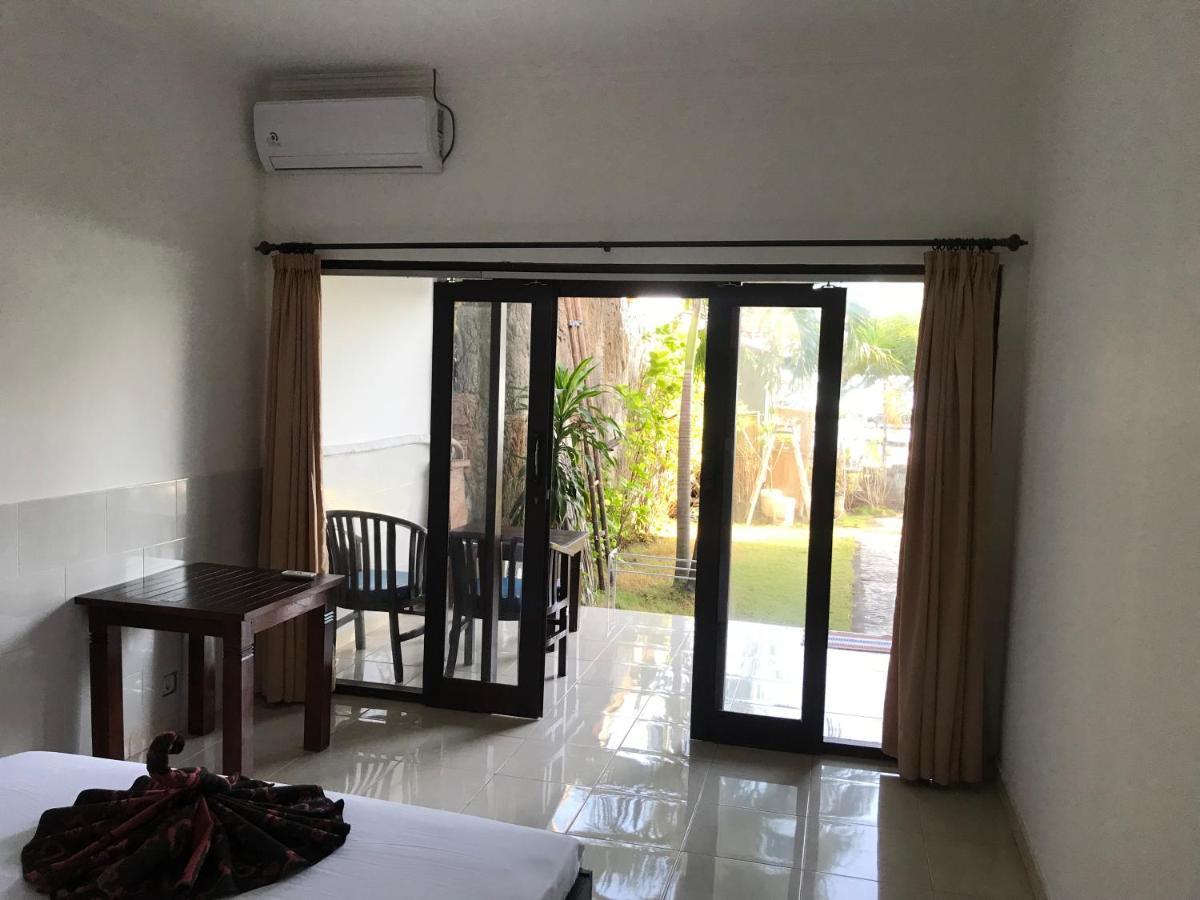 Tudes Homestay Amed Extérieur photo