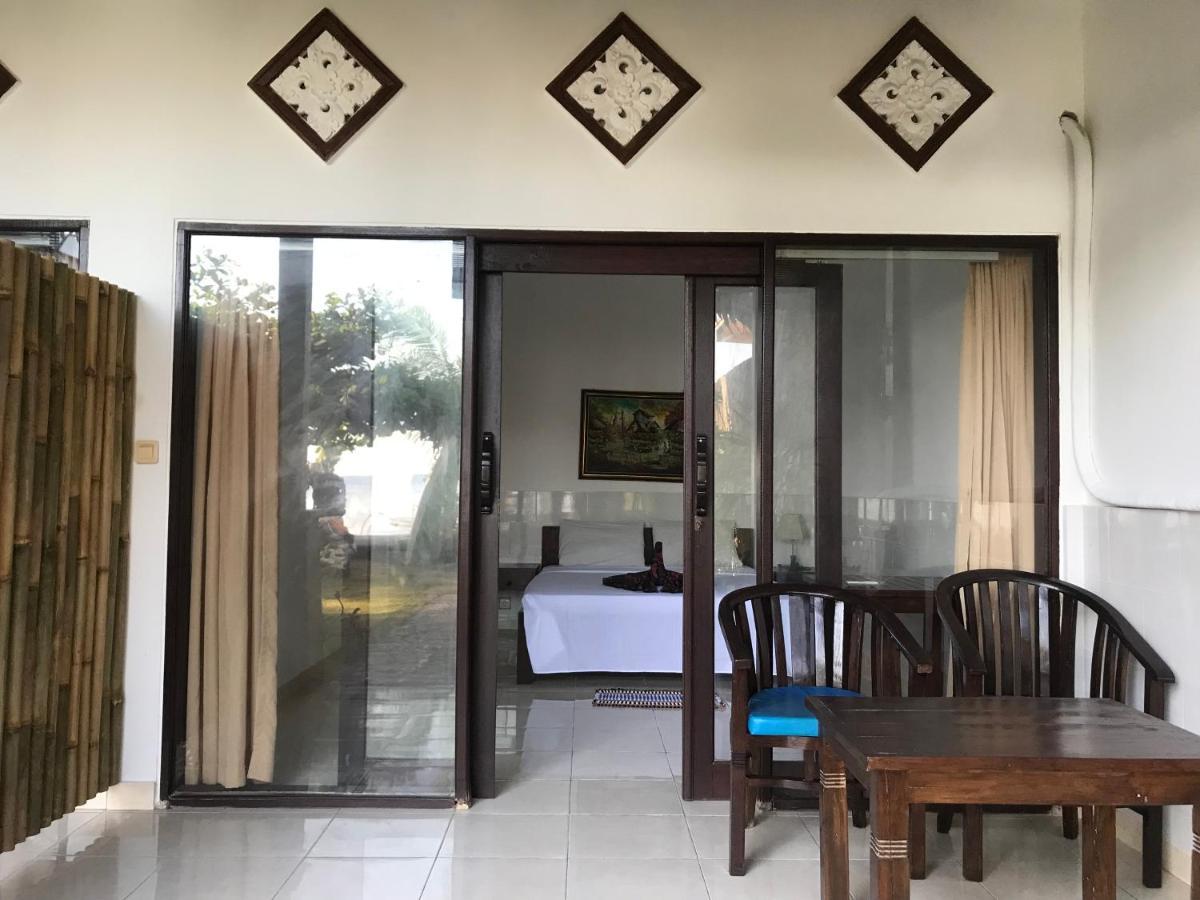 Tudes Homestay Amed Extérieur photo