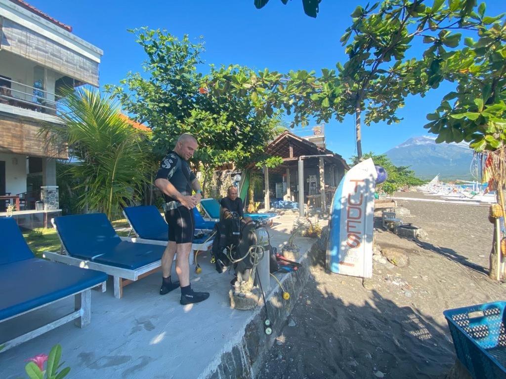 Tudes Homestay Amed Extérieur photo
