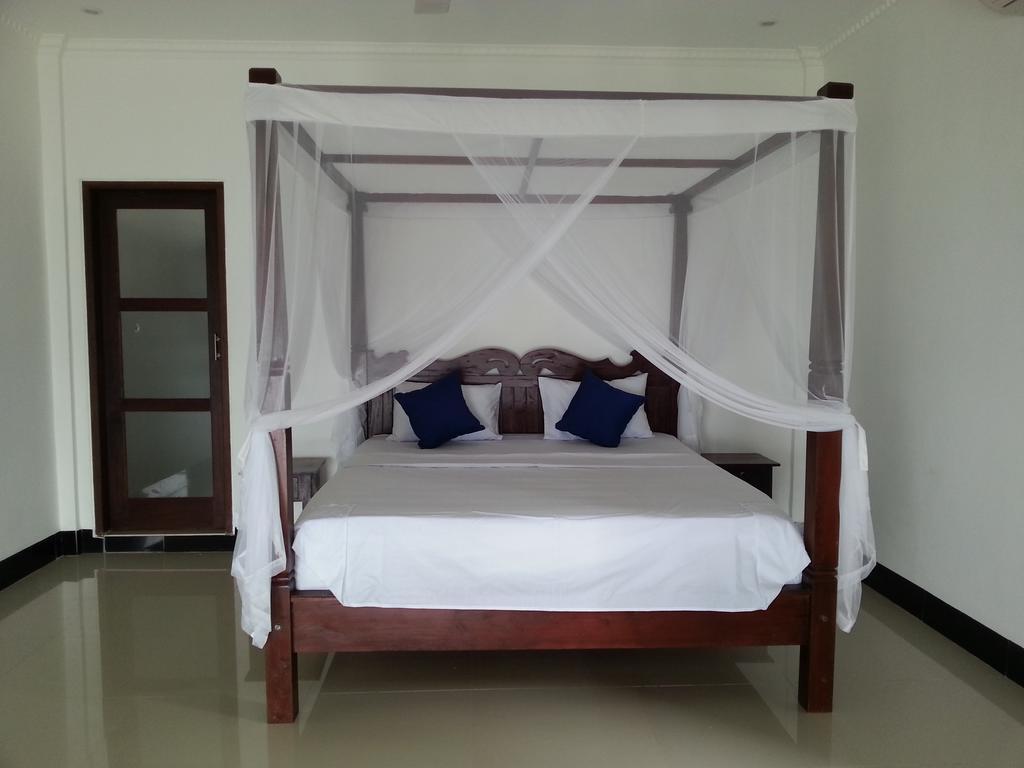 Tudes Homestay Amed Extérieur photo